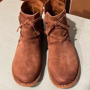 BORN Tarkin Natural (Toasted almond) Leather Booties Sz 9.5